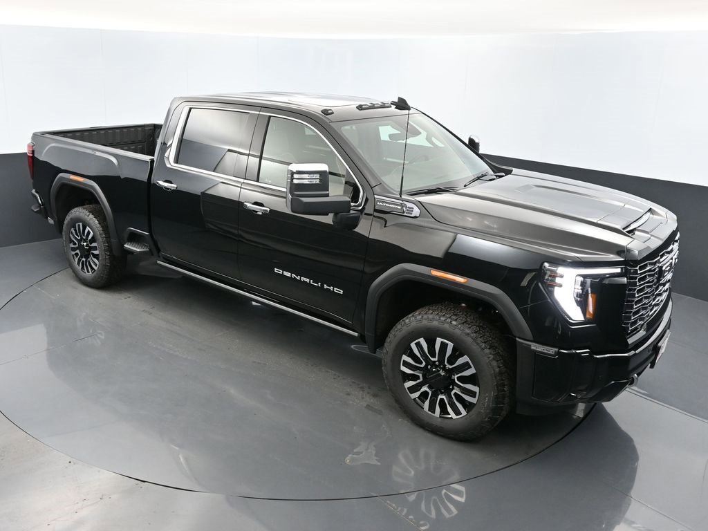 Used 2025 GMC Sierra 3500 Denali Ultimate w/ Snow Plow Prep/Camper Package image 18