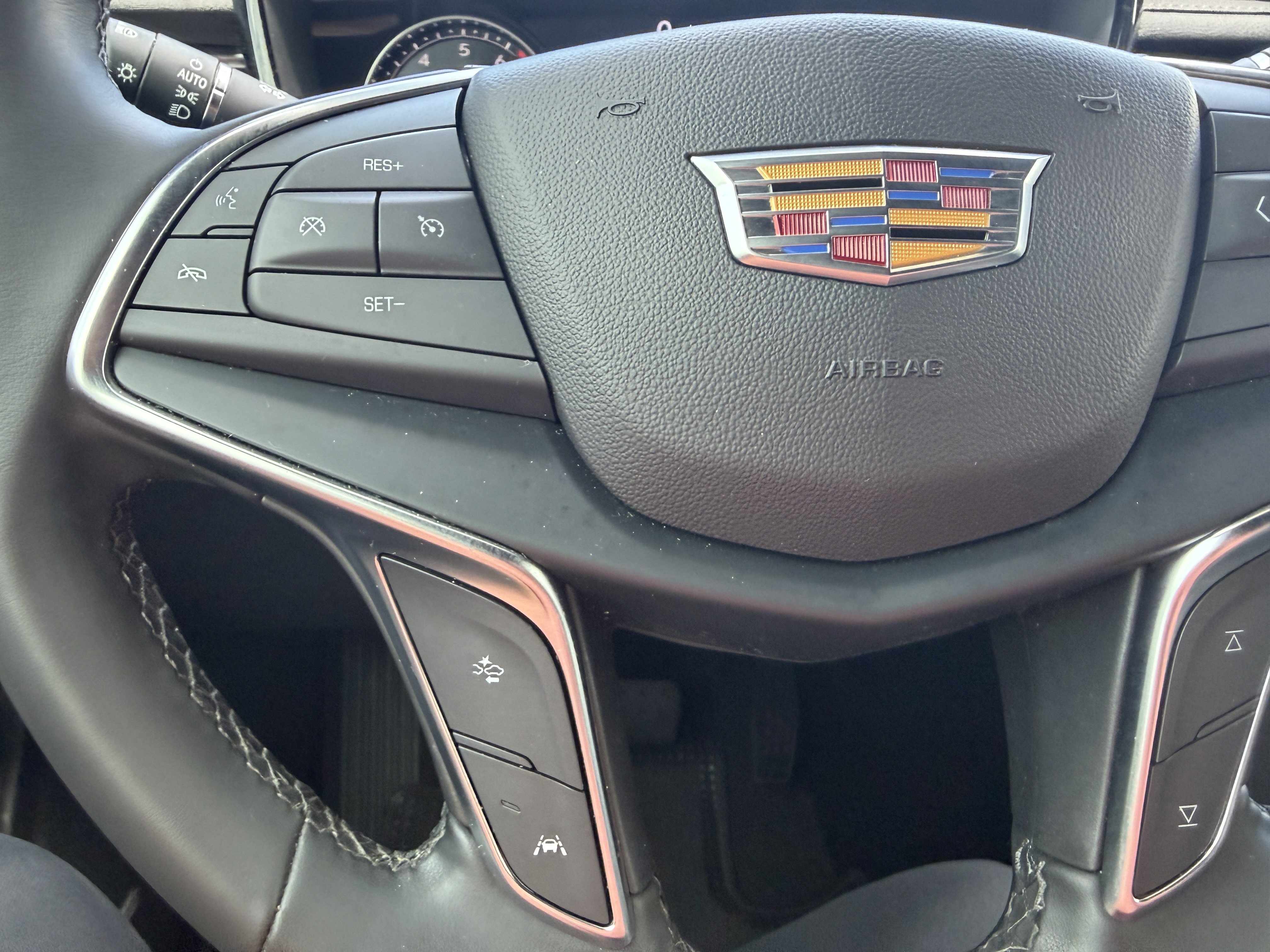 Used 2024 Cadillac XT5 Luxury FWD image 27