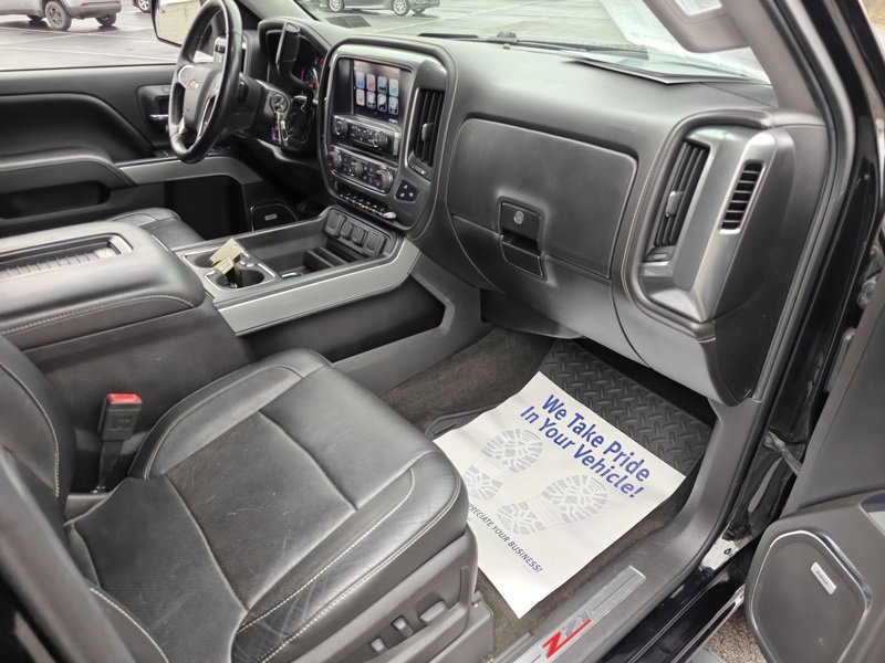 Used 2017 Chevrolet Silverado 1500 LTZ Z71 w/ LTZ Plus Package image 21
