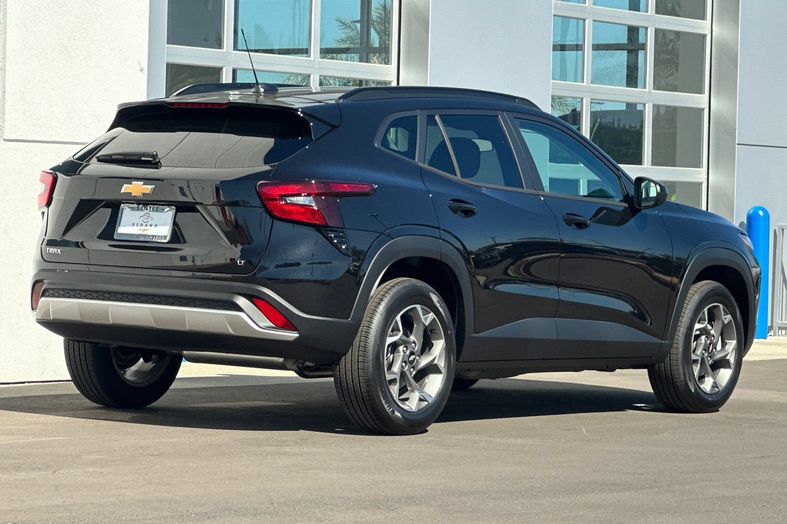 New 2026 Chevrolet Trax LT FWD image 4