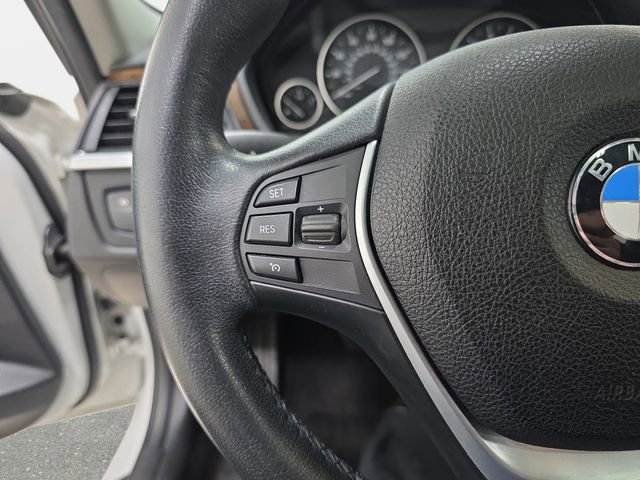 Used 2015 BMW 328i xDrive Sedan AWD/4WD image 17