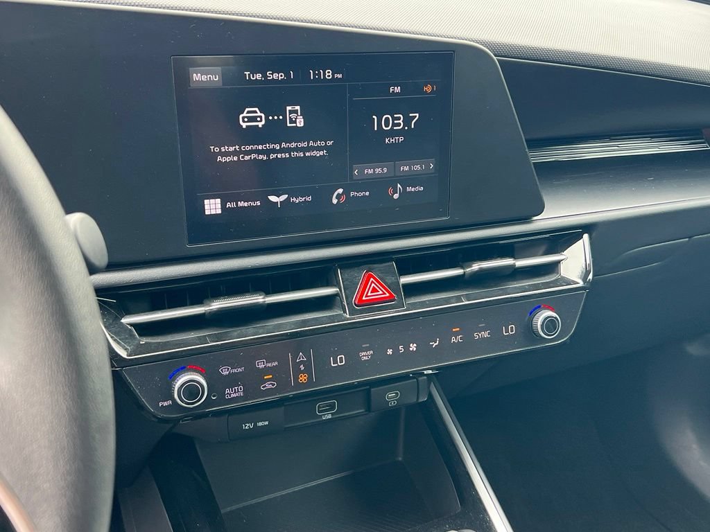 Certified 2025 Kia Niro LX FWD image 19