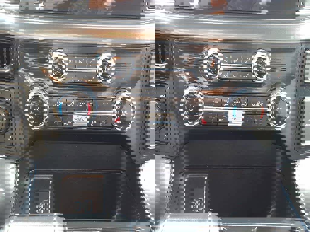 Certified 2023 Ford F150 XLT w/ Equipment Group 302A High image 26