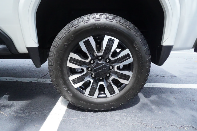Used 2025 GMC Sierra 2500 Denali Ultimate AWD/4WD image 40