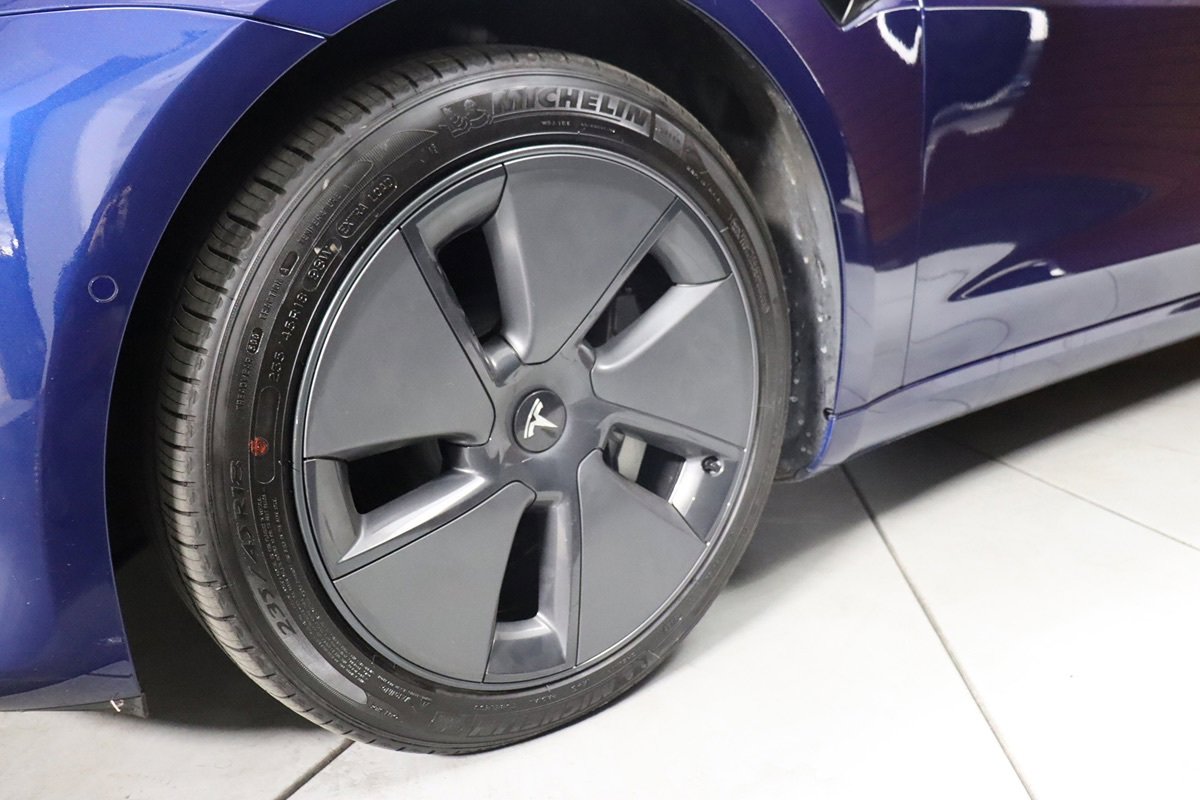 Used 2022 Tesla Model 3 Standard Range image 6