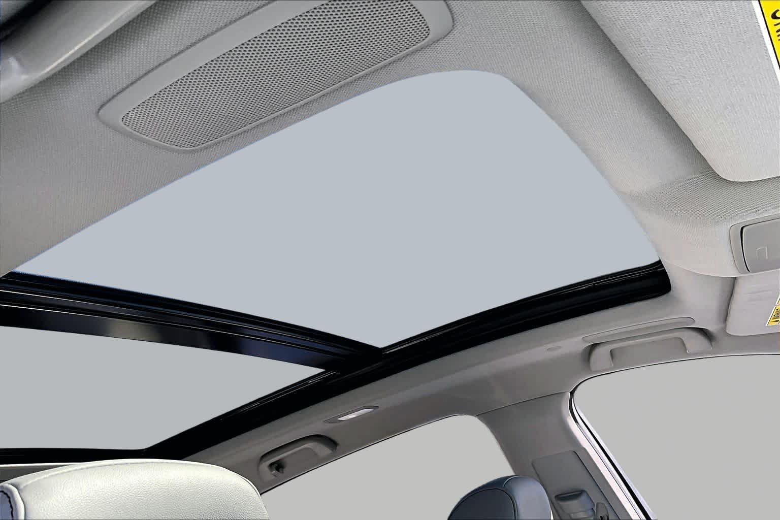 Used 2020 Acura RDX w/ Technology Package FWD image 13