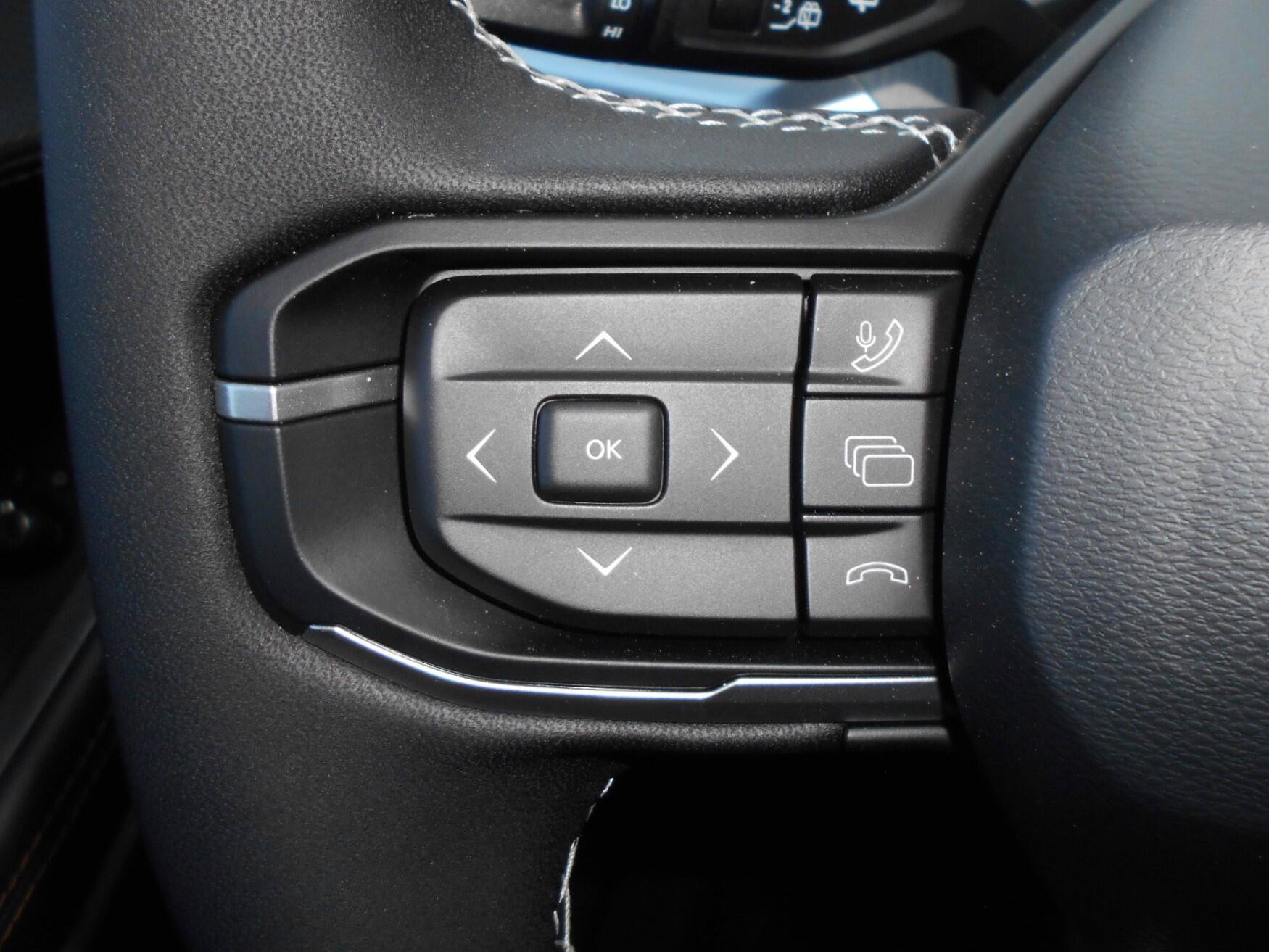 New 2026 Jeep Cherokee Limited AWD/4WD image 19