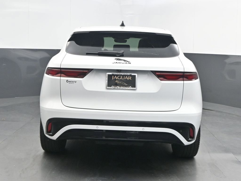 Certified 2025 Jaguar F-PACE R-Dynamic S image 6