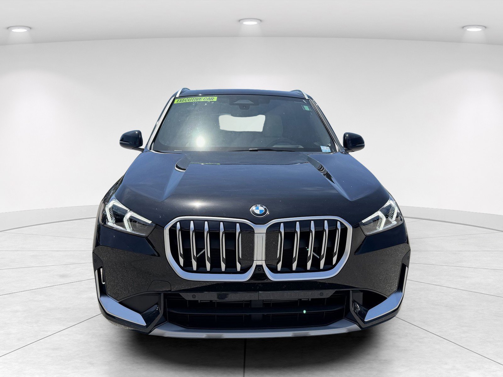 New 2026 BMW X1 xDrive28i w/ Technology Package AWD/4WD image 2