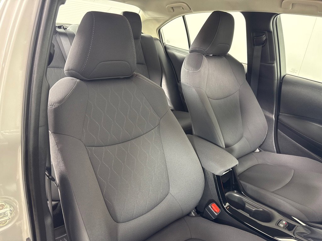 Used 2020 Toyota Corolla LE image 24
