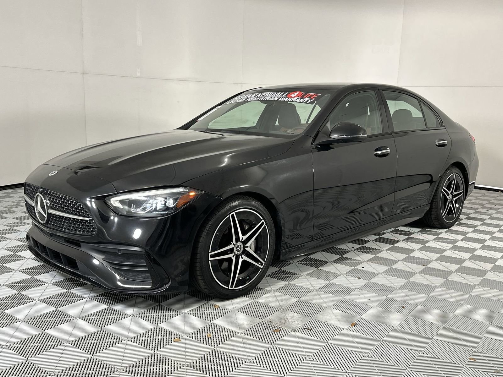 Used 2022 Mercedes-Benz C 300 4MATIC Sedan image 4