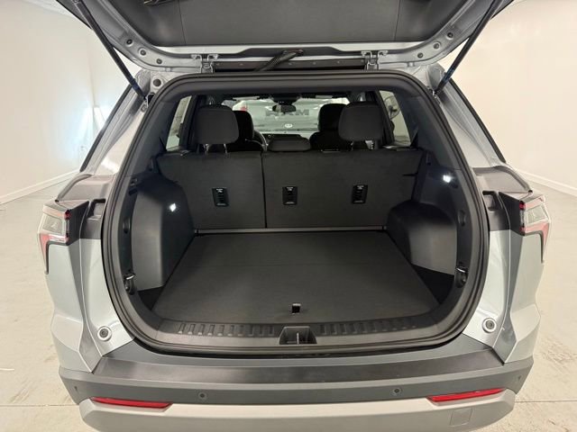 New 2026 Chevrolet Equinox LT image 8
