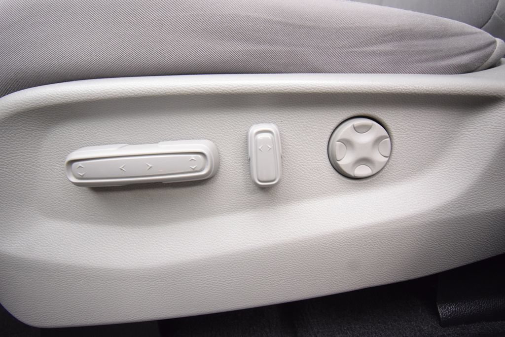 Used 2018 Honda Odyssey EX image 26