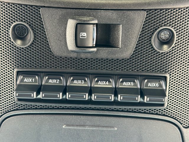 Used 2018 Ford F350 Platinum w/ Platinum Ultimate Package AWD/4WD image 26
