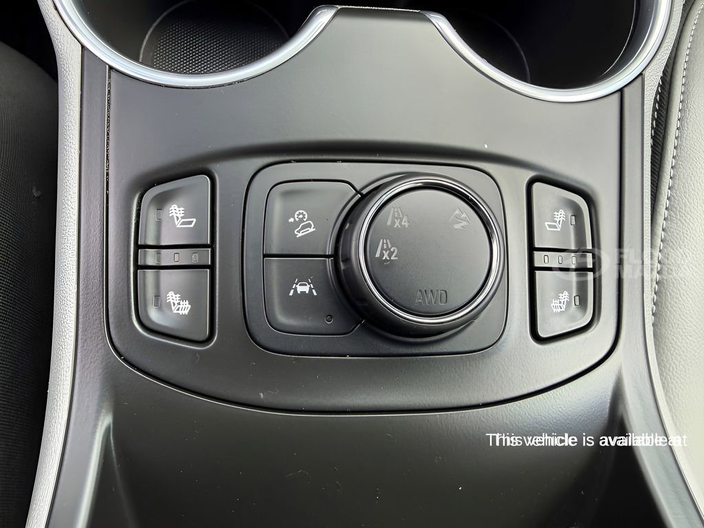 Used 2022 GMC Terrain SLT image 18