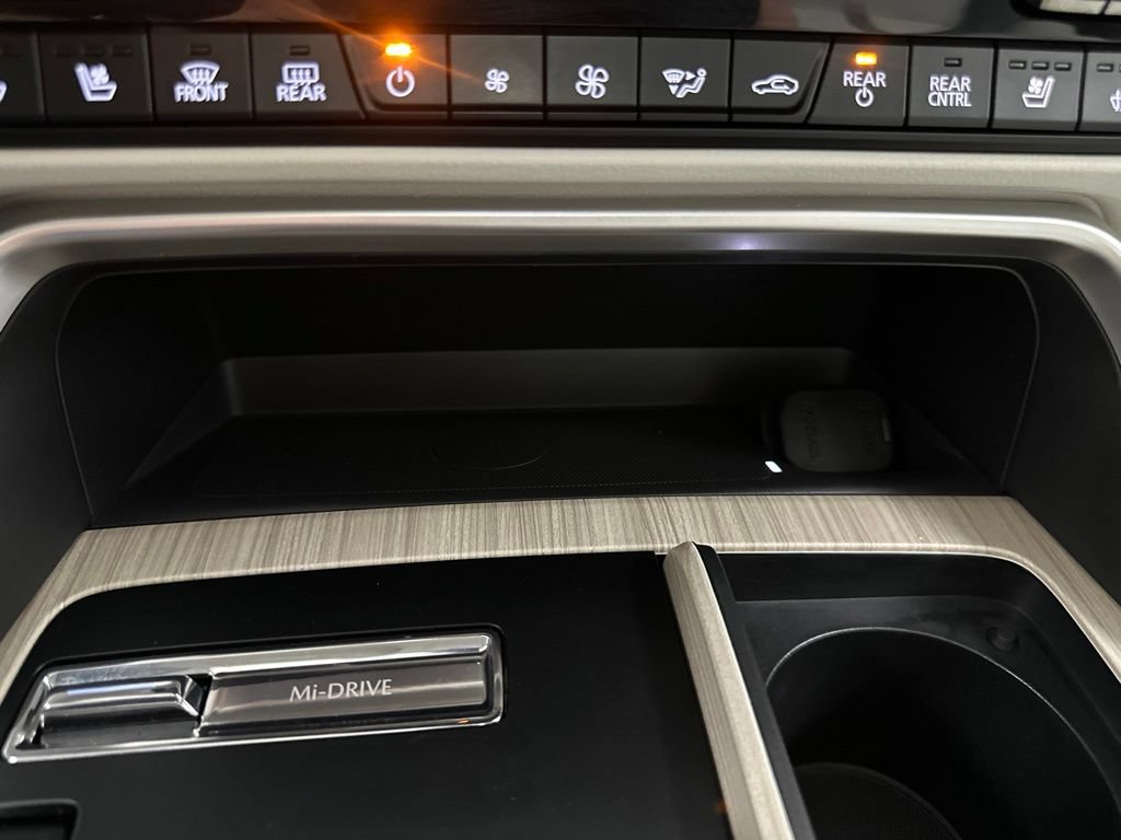Certified 2024 MAZDA CX-90 Plug-In Hybrid w/ Premium Plus AWD/4WD image 39