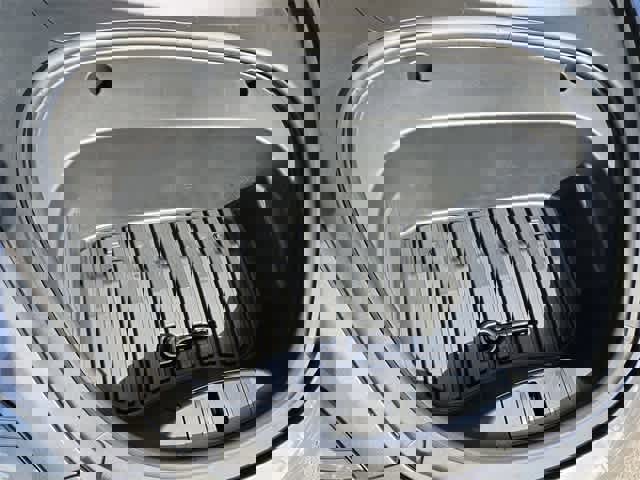 Used 2023 Tesla Model 3 Standard Range image 14