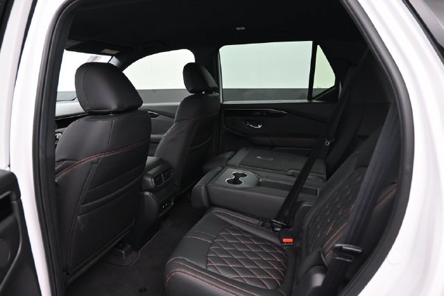 New 2026 Honda Pilot Sport image 16