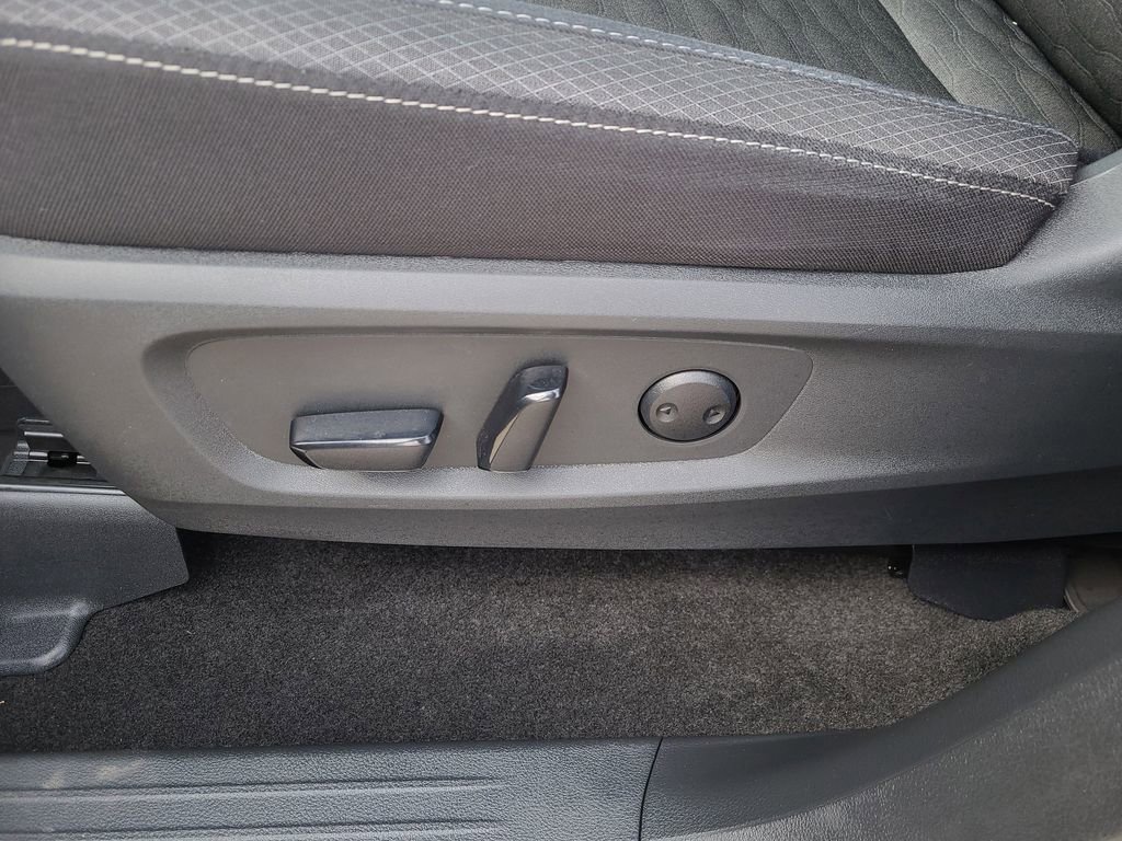 Certified 2024 Nissan Pathfinder SV image 21