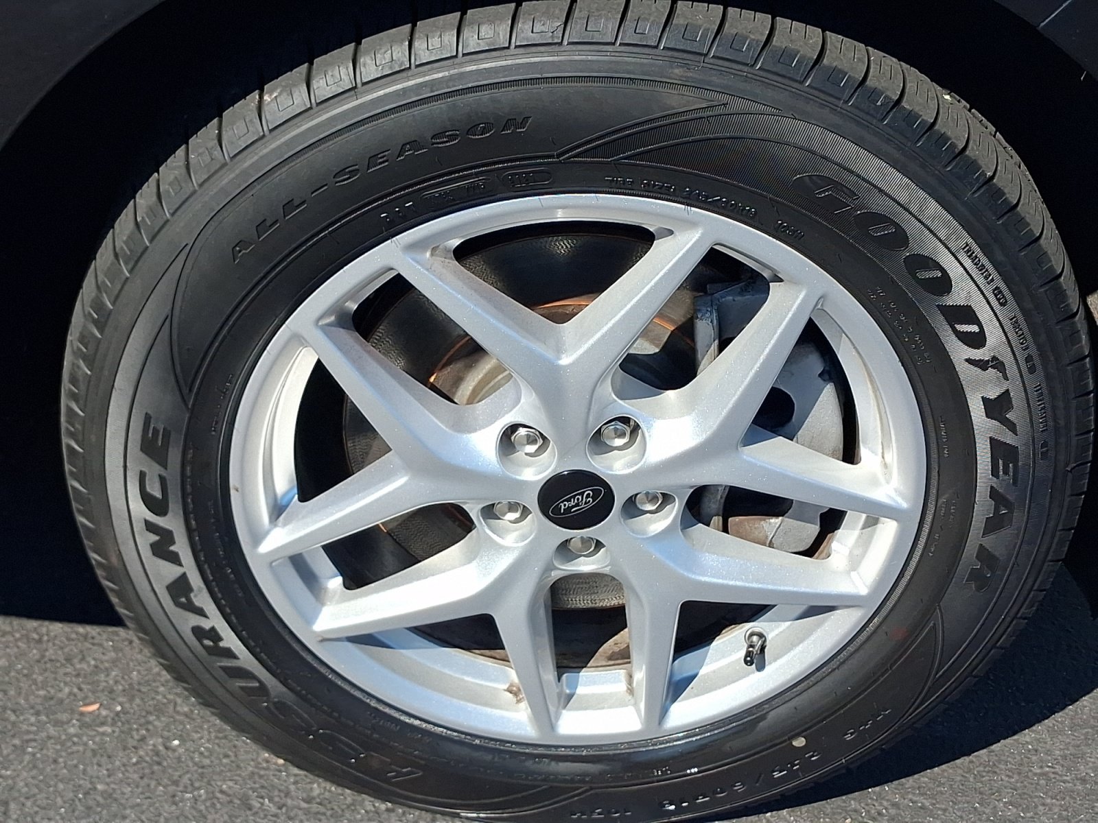 Used 2024 Ford Edge SEL AWD/4WD image 8