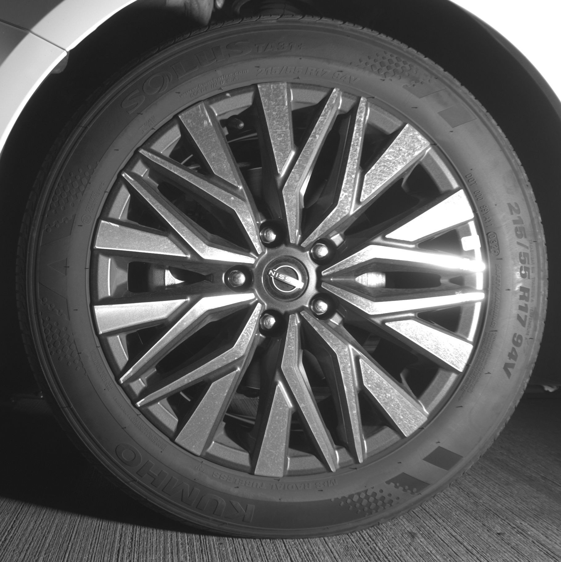 Used 2025 Nissan Altima 2.5 SV FWD image 9