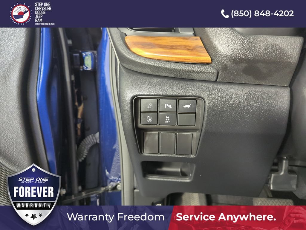 Used 2022 Honda CR-V Touring image 19