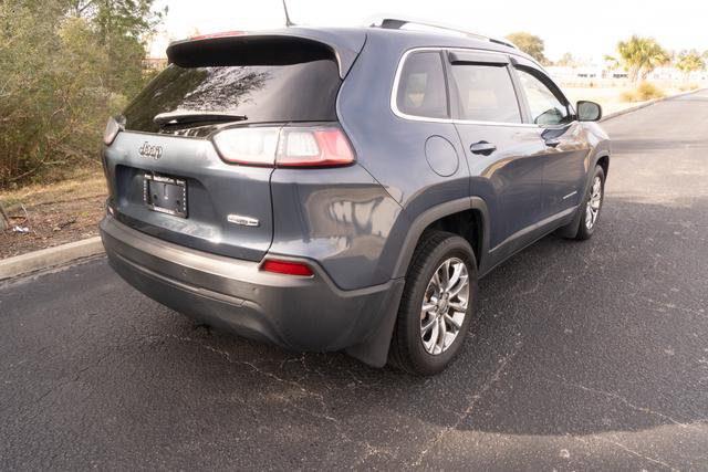 Used 2020 Jeep Cherokee Latitude Plus image 3