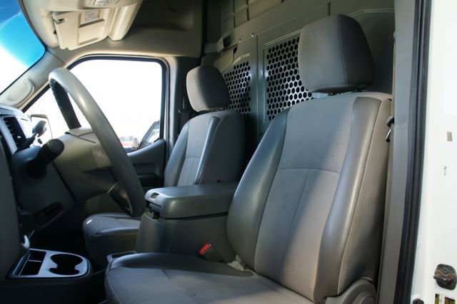 Used 2018 Nissan NV 2500 S image 12