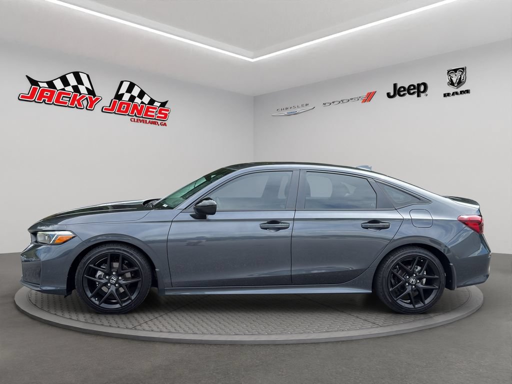Used 2025 Honda Civic Sport image 3