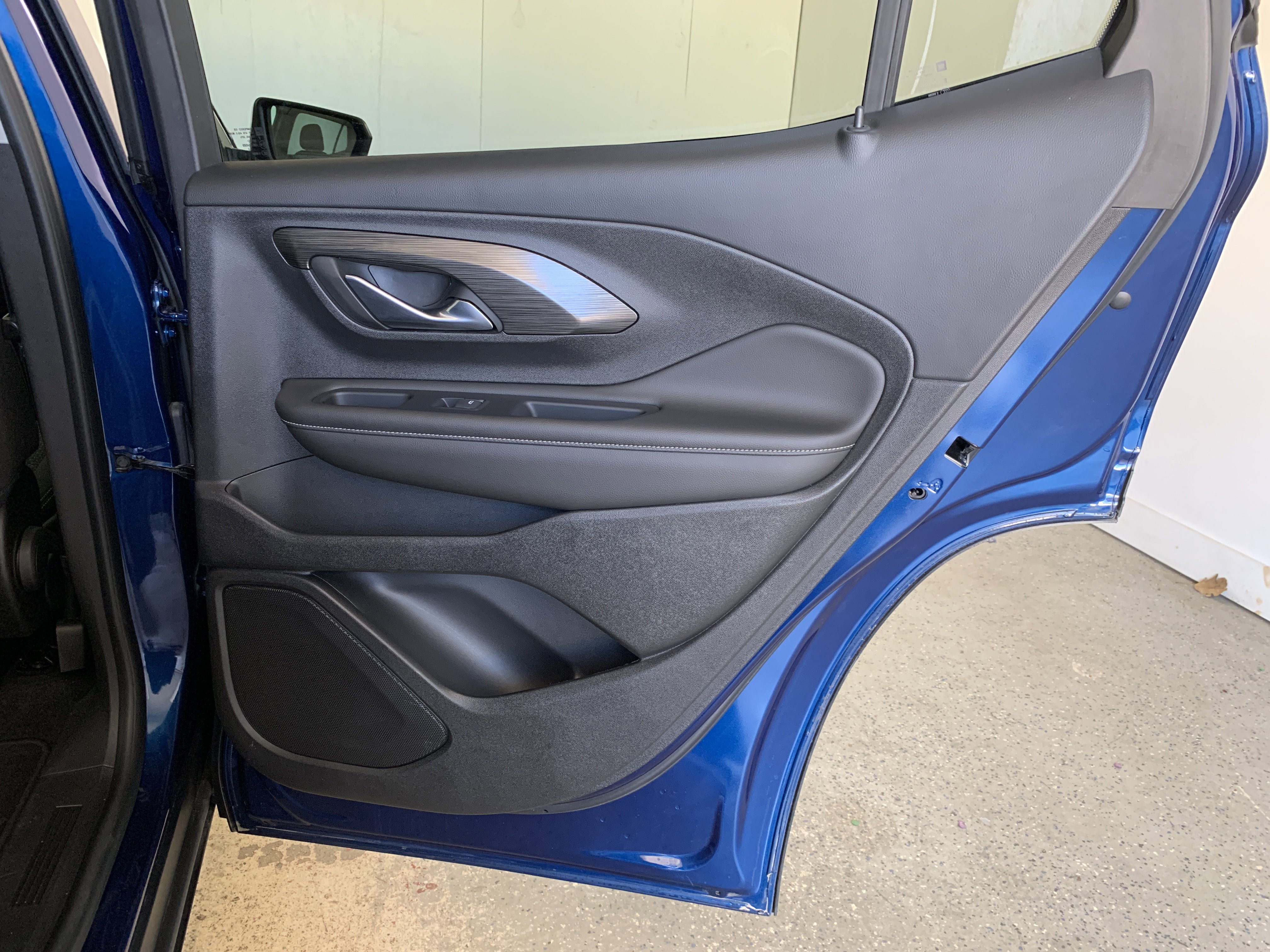 Used 2022 GMC Terrain SLE w/ Driver Convenience Package image 37