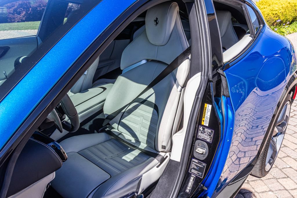 Certified 2024 Ferrari Purosangue AWD/4WD image 6