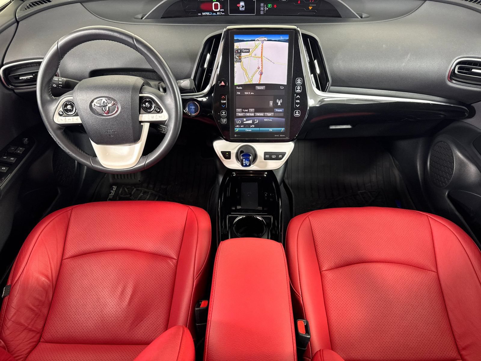 Used 2017 Toyota Prius Prime Premium FWD image 6