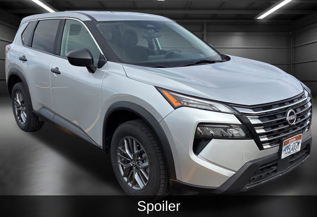 Used 2024 Nissan Rogue S image 10