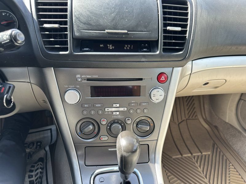 Used 2008 Subaru Outback 2.5i AWD/4WD image 22
