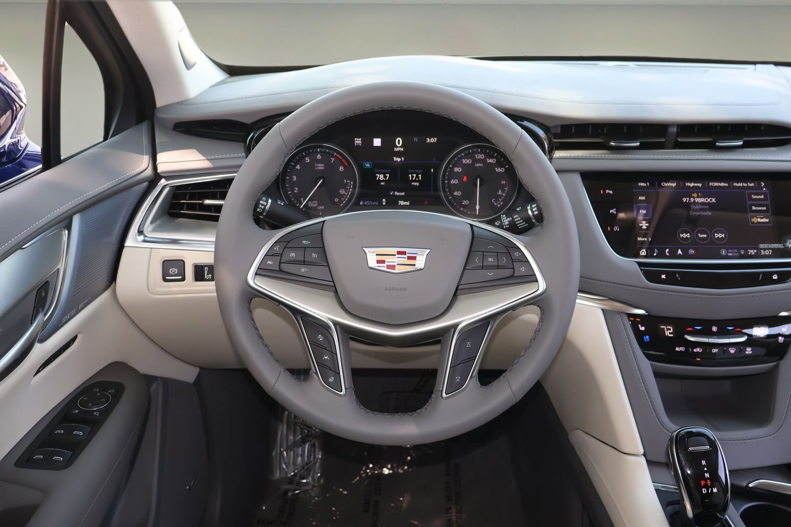 New 2026 Cadillac XT5 Premium Luxury w/ Driver Assist Package AWD/4WD image 15