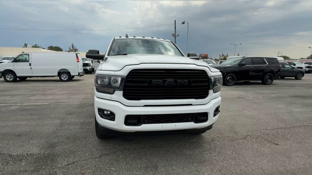 Used 2021 RAM 2500 Big Horn w/ Night Edition AWD/4WD image 3