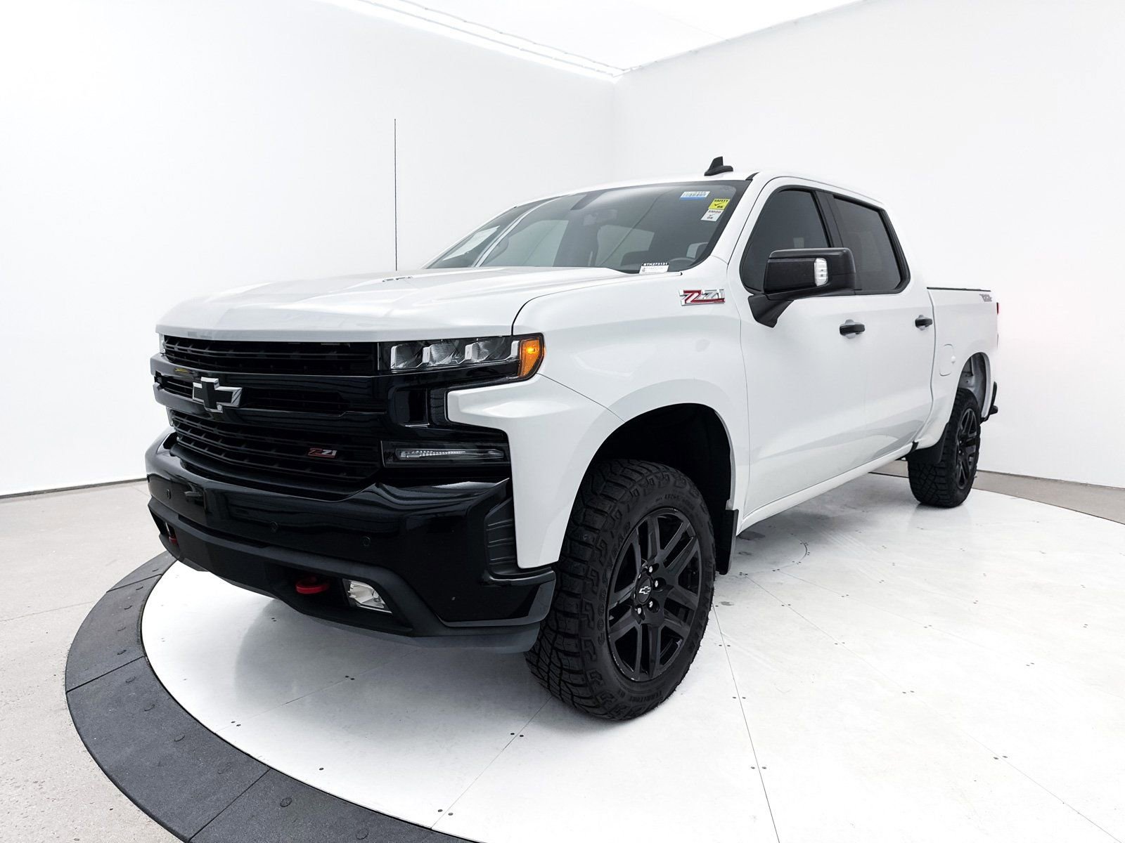 Used 2021 Chevrolet Silverado 1500 LT Trail Boss w/ Convenience Package II image 15
