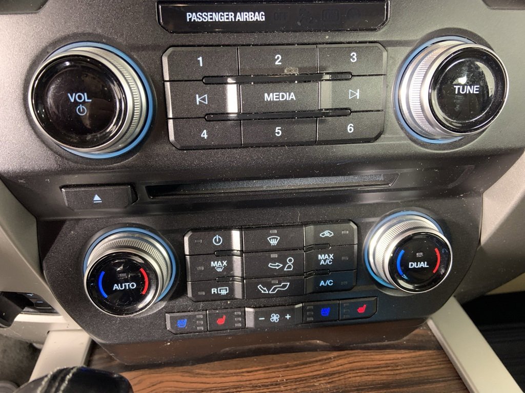 Used 2015 Ford F150 Lariat w/ Equipment Group 502A Luxury image 16