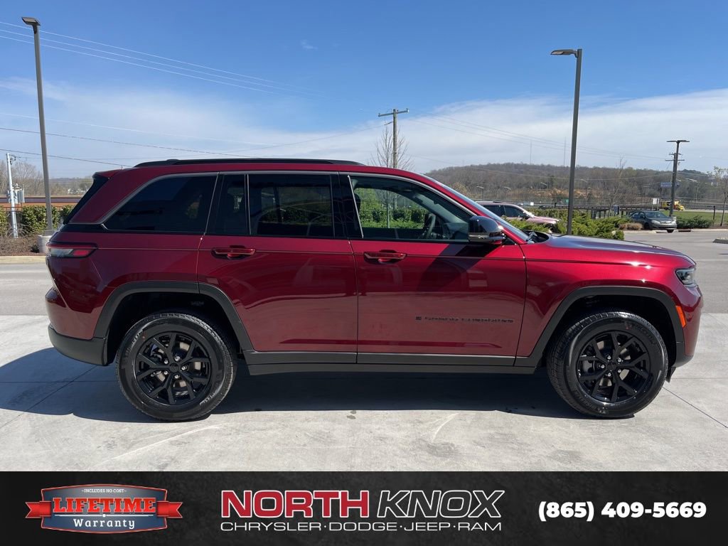 New 2026 Jeep Grand Cherokee Altitude image 21