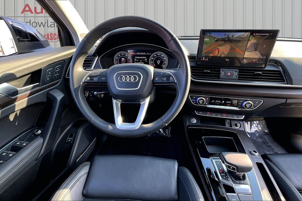 Used 2023 Audi Q5 2.0T Prestige w/ Prestige Package image 8