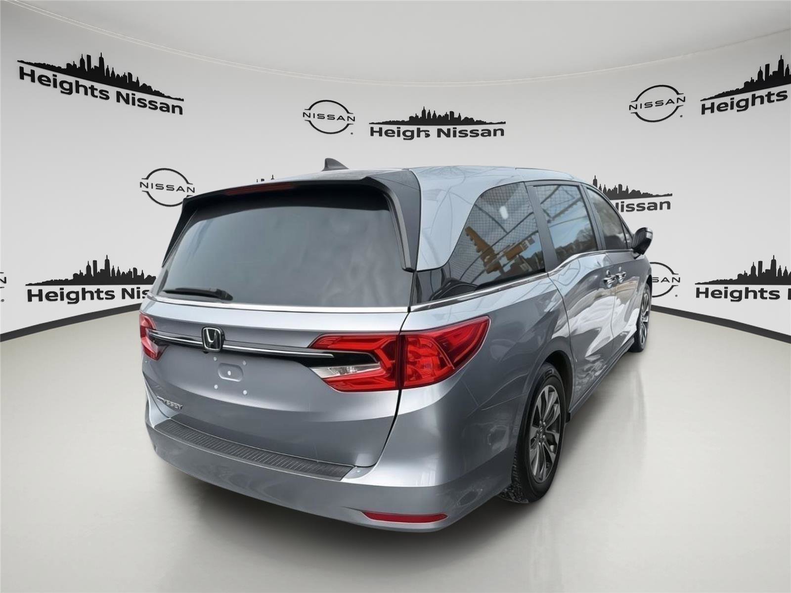 Used 2023 Honda Odyssey EX-L image 7
