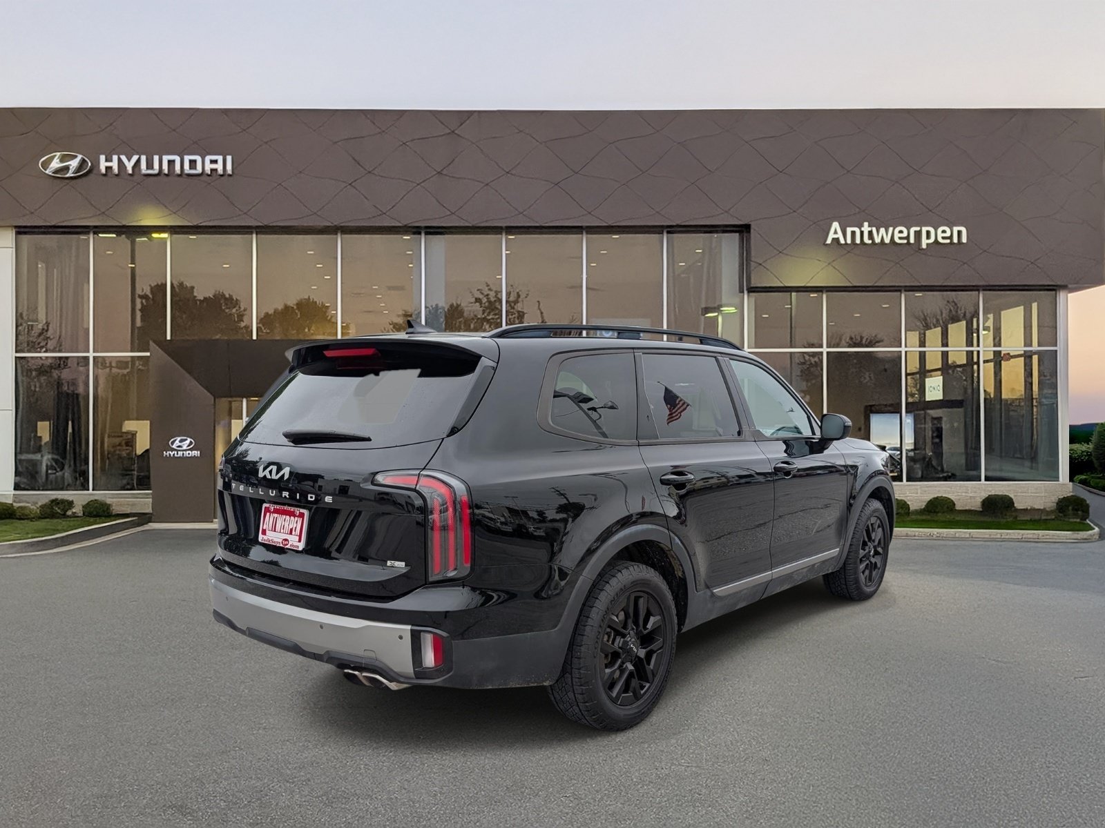 Used 2023 Kia Telluride SX X-Pro AWD/4WD image 3