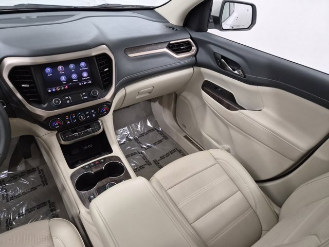 Used 2023 GMC Acadia Denali w/ Denali Technology Package image 9