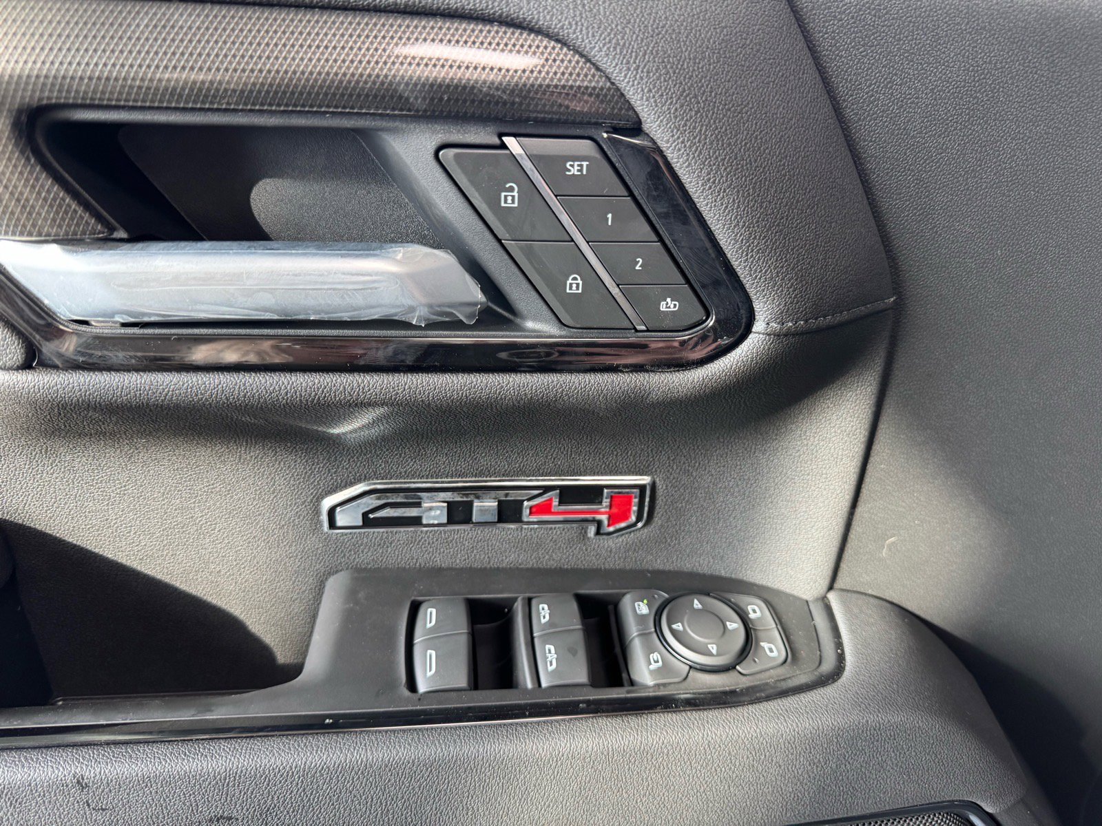 New 2026 GMC Sierra 1500 AT4 w/ AT4 Premium Package AWD/4WD image 16