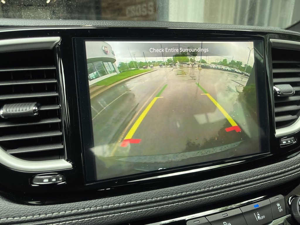 New 2027 Chrysler Pacifica Select AWD/4WD image 4