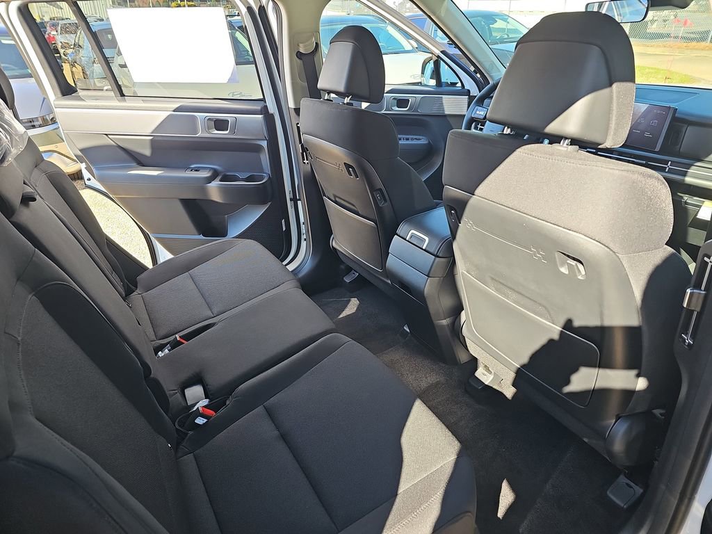 New 2026 Hyundai Santa Fe SE AWD/4WD image 11