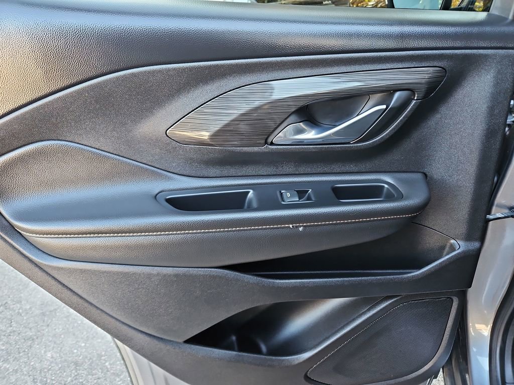 Used 2020 GMC Terrain SLT w/ Preferred Package image 30