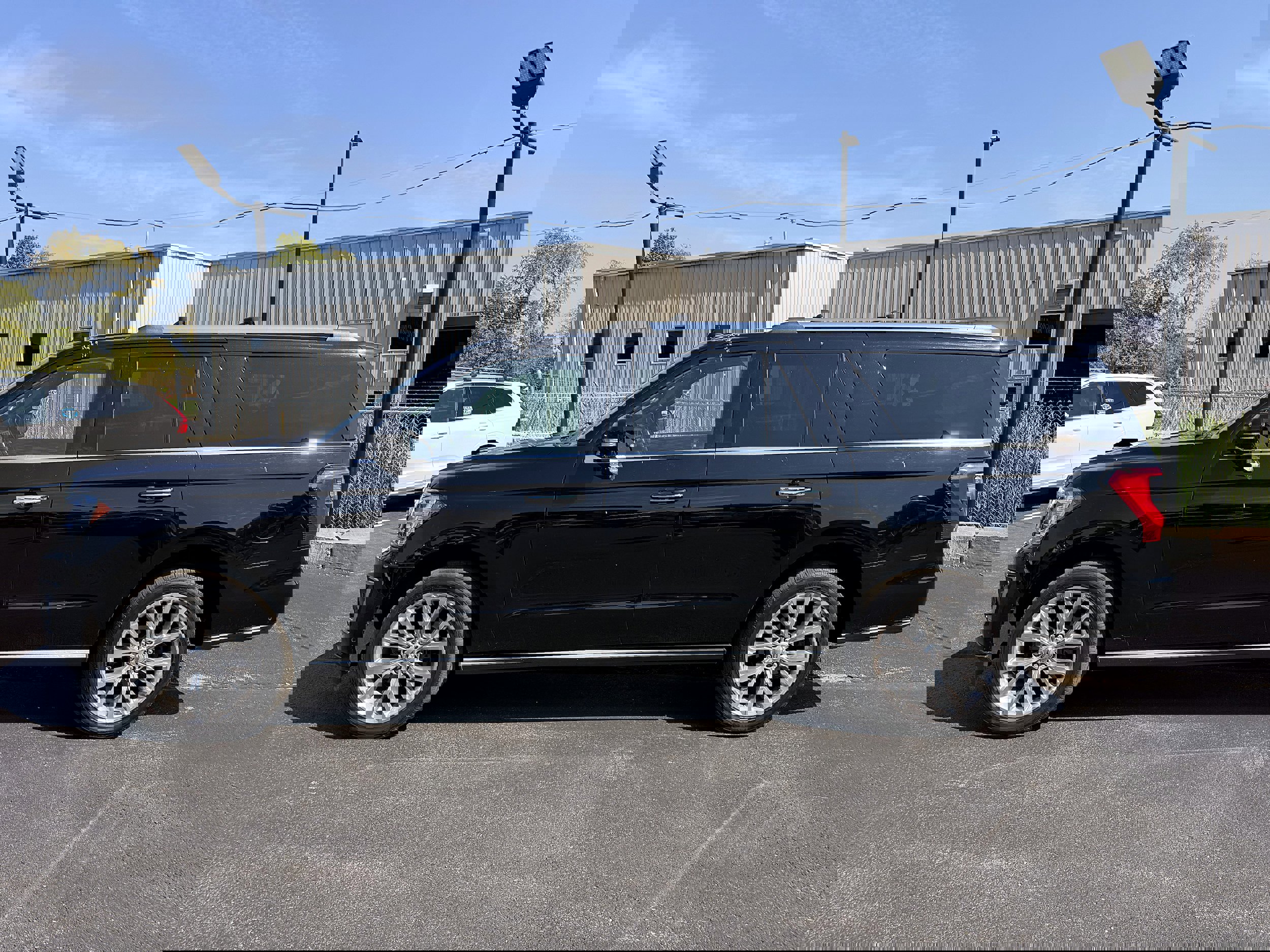 Used 2020 Ford Expedition Max Limited w/ Equipment Group 302A image 6
