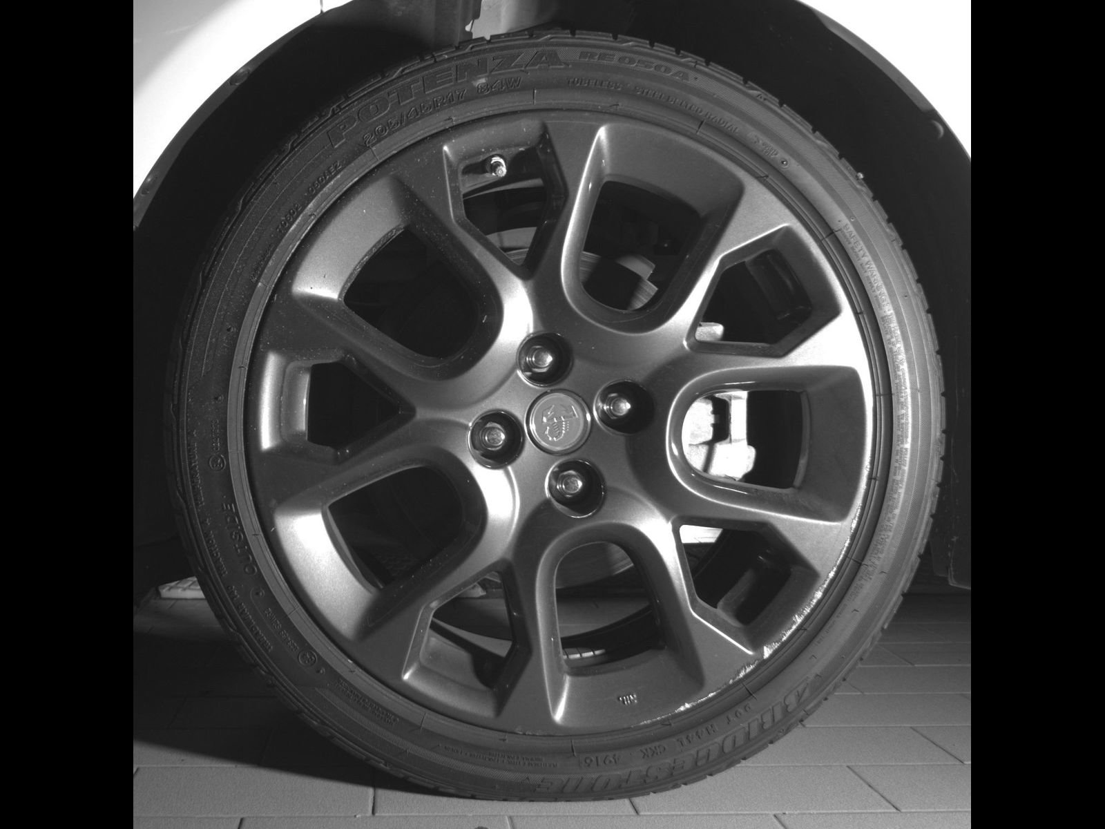 Used 2017 FIAT 124 Spider Abarth RWD image 11