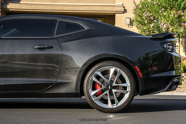 Used 2024 Chevrolet Camaro SS RWD image 5